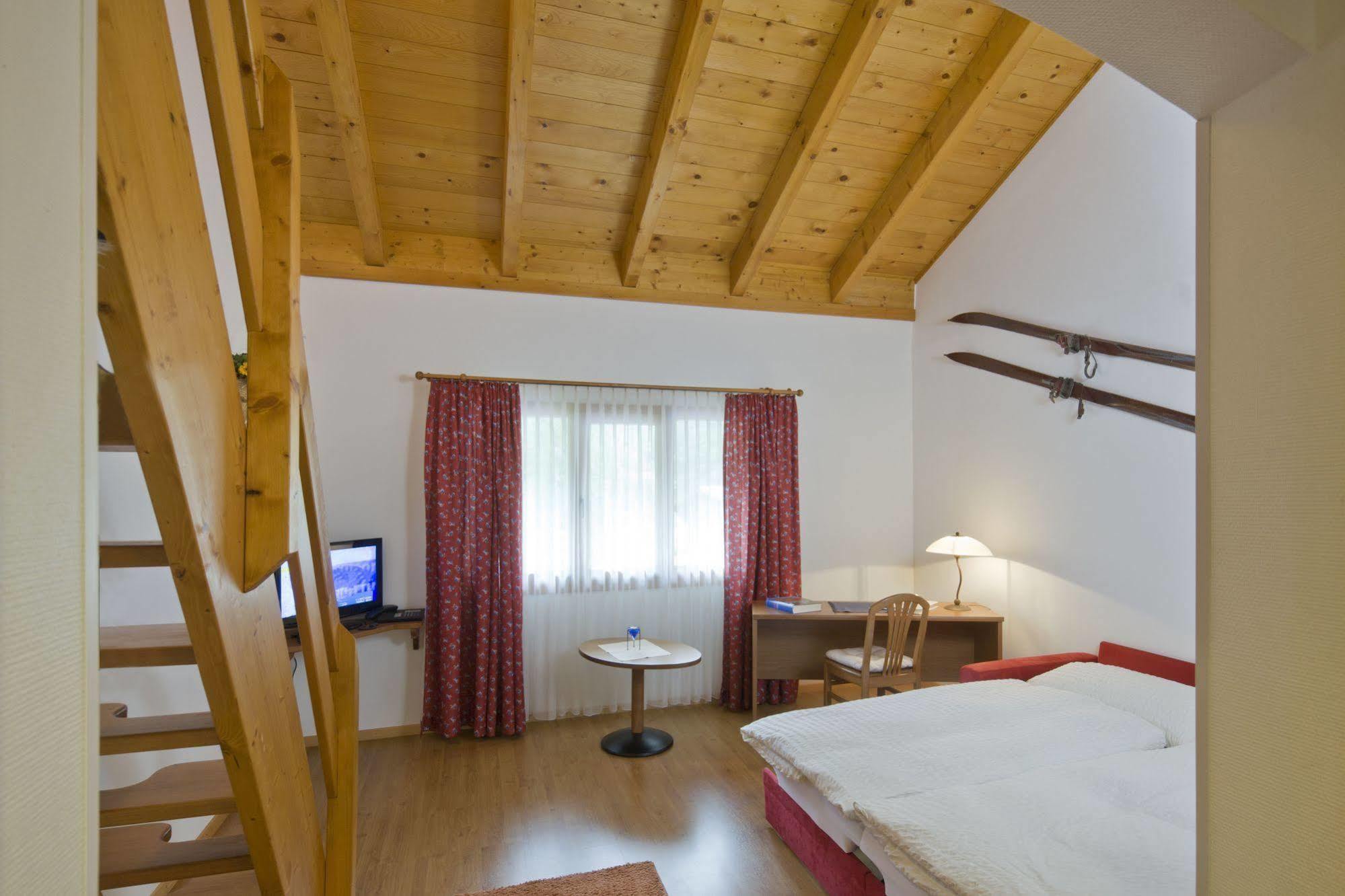 Hotel Massa Натерс Экстерьер фото